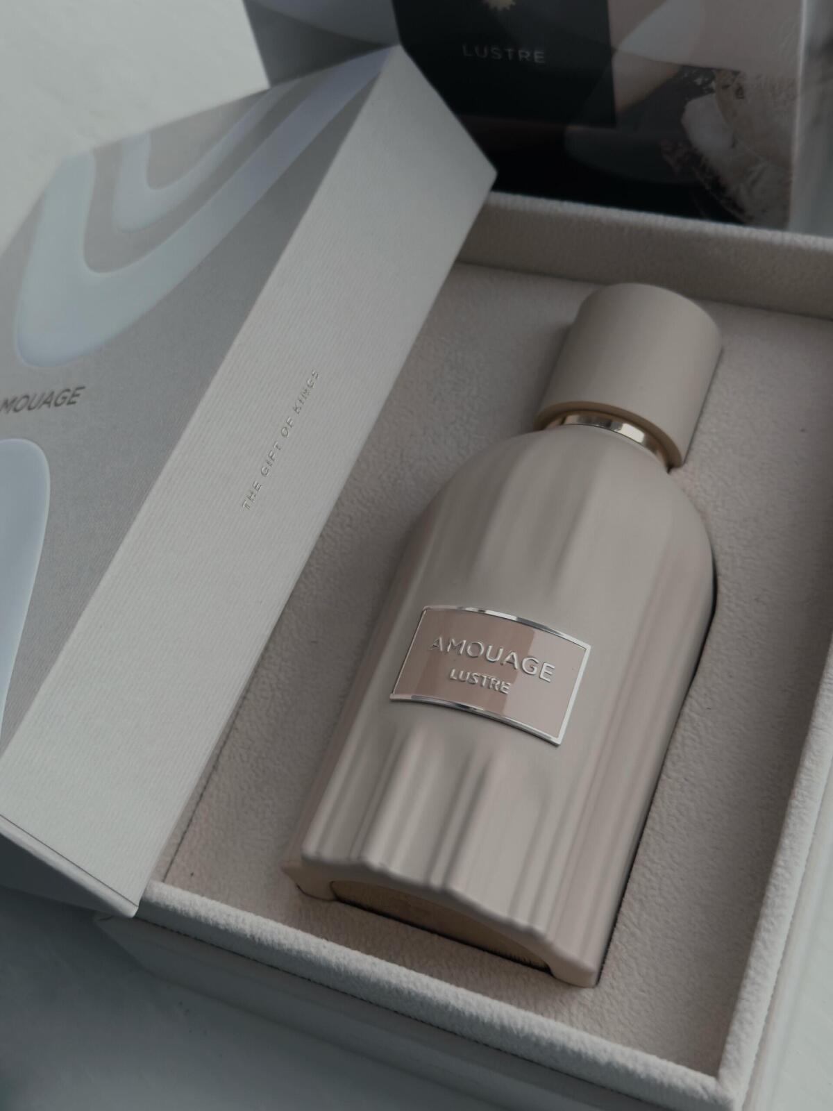 Profumo Amouage Lustre 100ml L - Perfume Fragrance Families recensione e prezzo