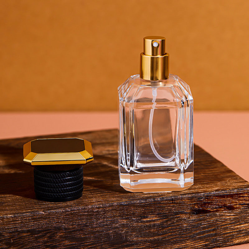 Bottiglia con pompa spray in v - Perfume Fragrance World Aromatix X Xandal 100Ml Unisex recensione e prezzo